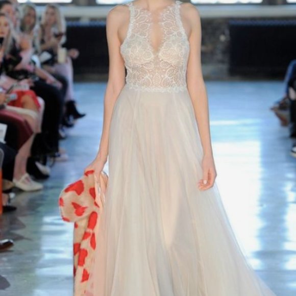 Ivory/latte, illusion neckline, ivory lace, sequins - Picture 4 of 4